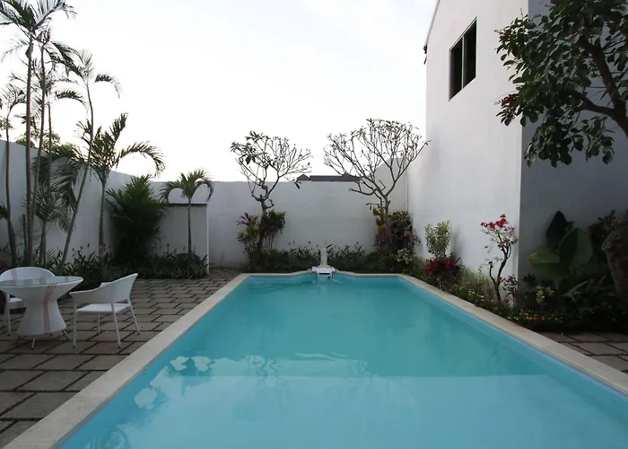 Spazzio Bali ホテル